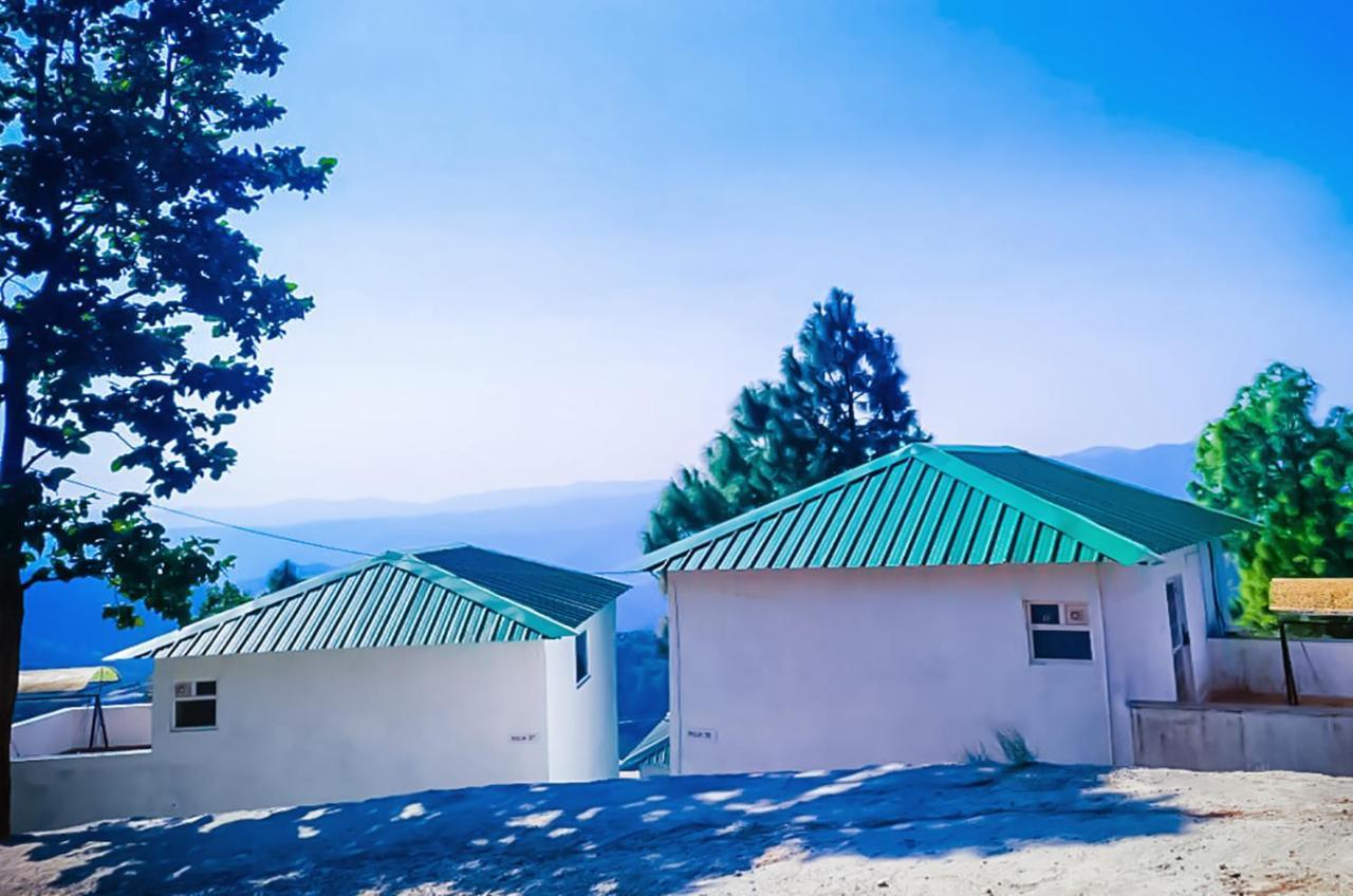 Blue Pine Orchards - Villas Lansdowne Extérieur photo