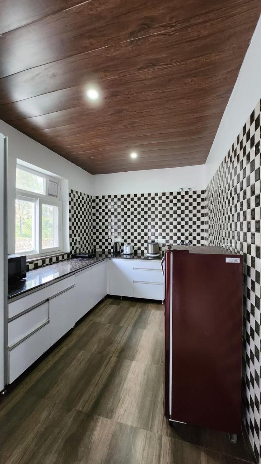 Blue Pine Orchards - Villas Lansdowne Extérieur photo